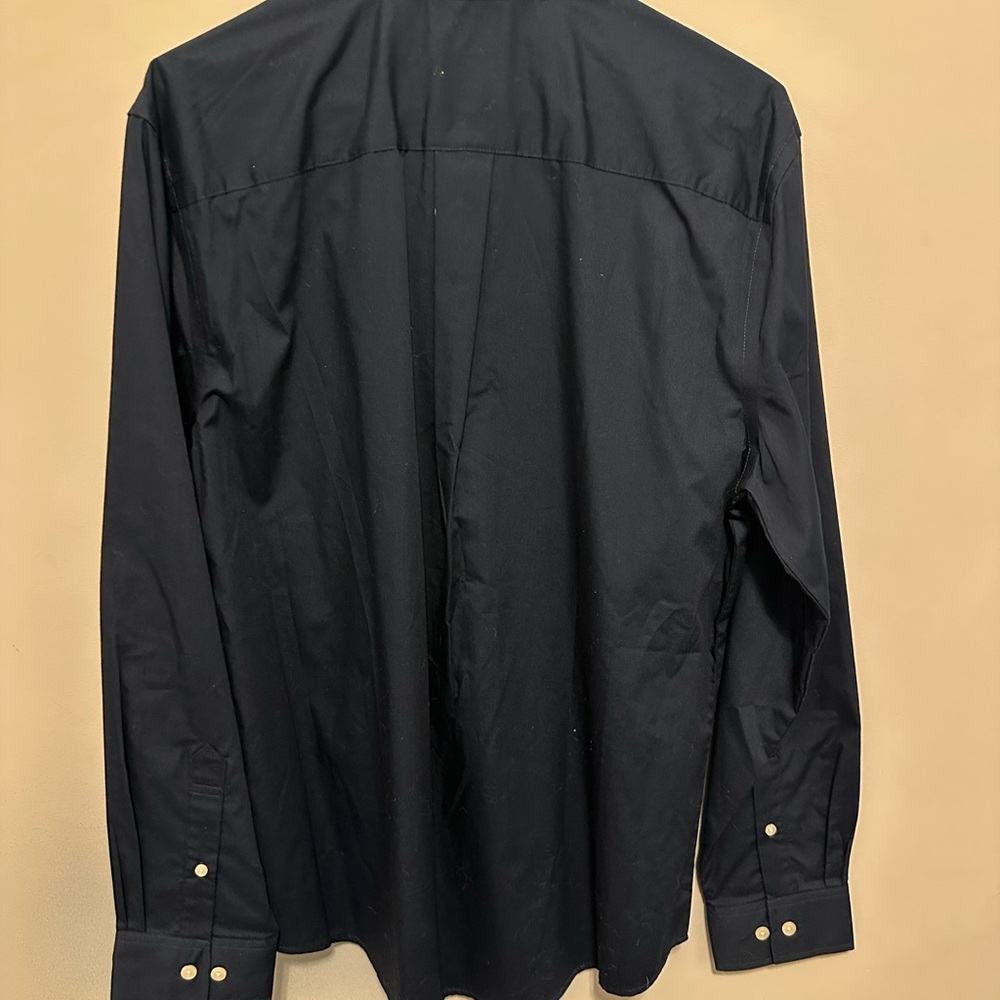 Men's Croft and Barrow Navy Button-Down Shirt - Picture 2 of 8